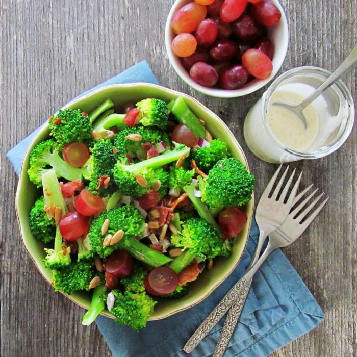 terveellinen syöminen salaatti parsakaali elämäntapa