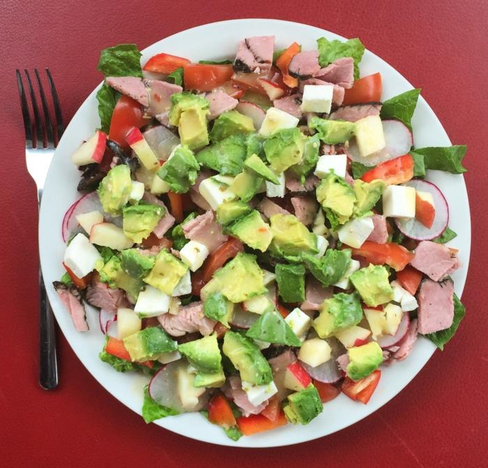 terveellinen ruoka salaatti liha kevyt reseptejä