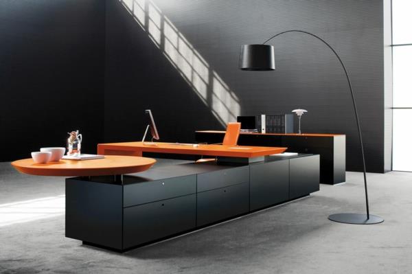 toimistokalusteet minimalistinen musta oranssi