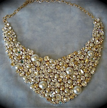 Perle og krystal halskæde
