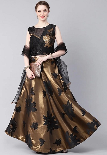Fekete és arany Lehenga
