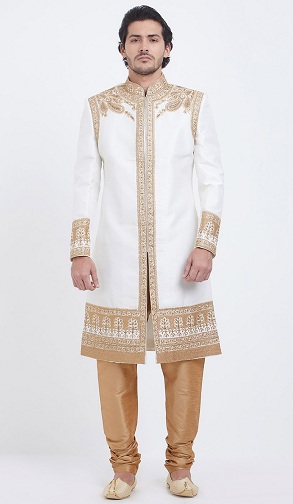 Fehér és arany Sherwani