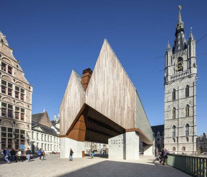 Goottilainen arkkitehtuuri Gentin kauppahallin kunnostus