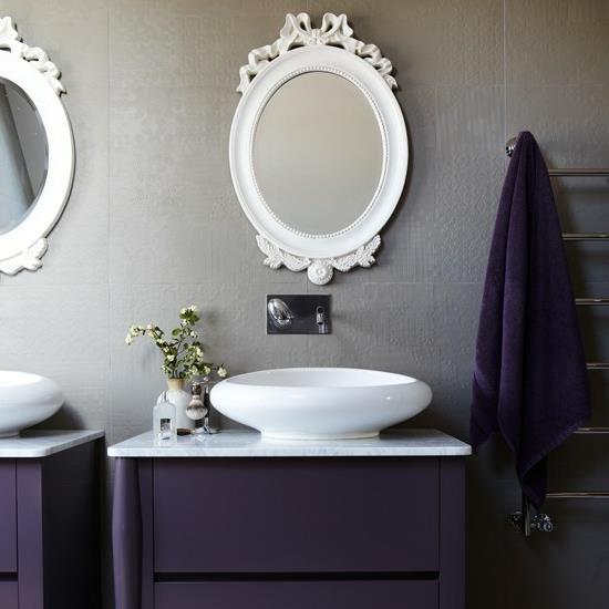 harmaa violetti väri moderni kylpyhuone seinäpeili Moderni kylpyhuone