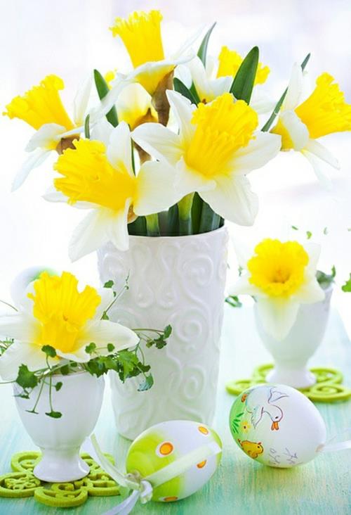 kirkkaan keltainen idea narsissit koristelu pääsiäismunat posliini muna haltija
