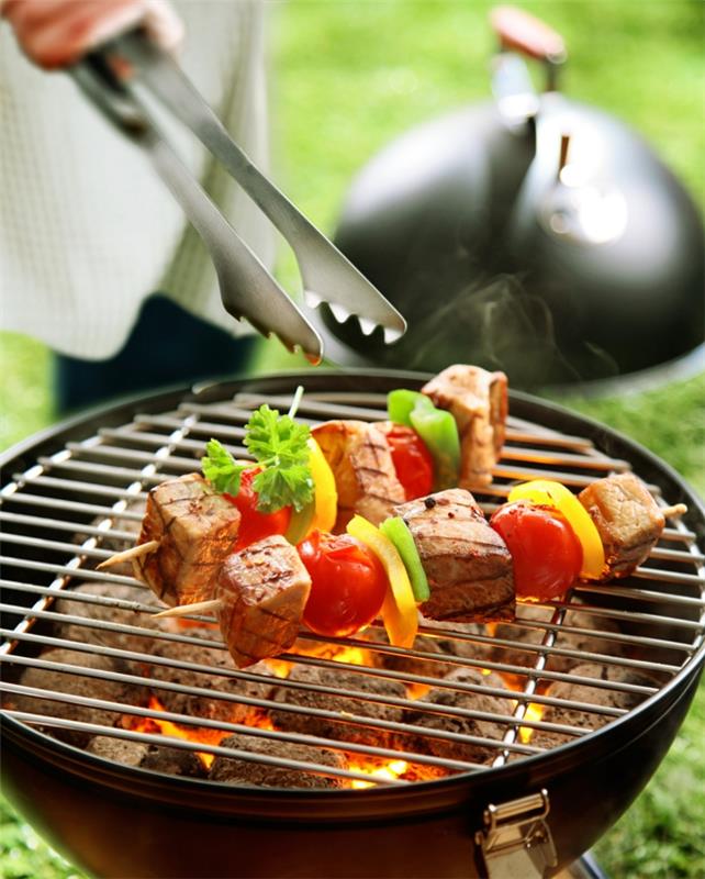 grillijuhlat grillaus bbq grilli liha vartaat vihannekset