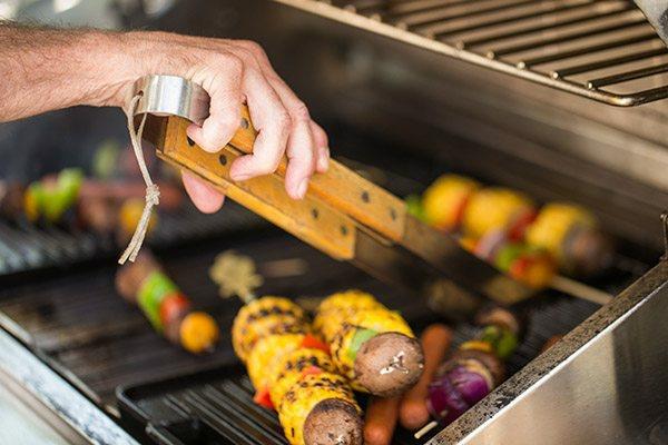 grillausvinkkejä maukkaiden välipalojen valmistus liha grillatut vihannekset