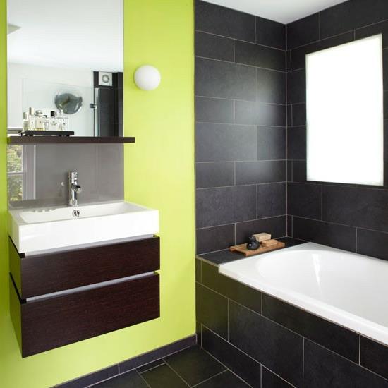 vihreä raikkaat mustat laatat kylpyhuoneen kalusteet sisäänrakennettu kylpyamme