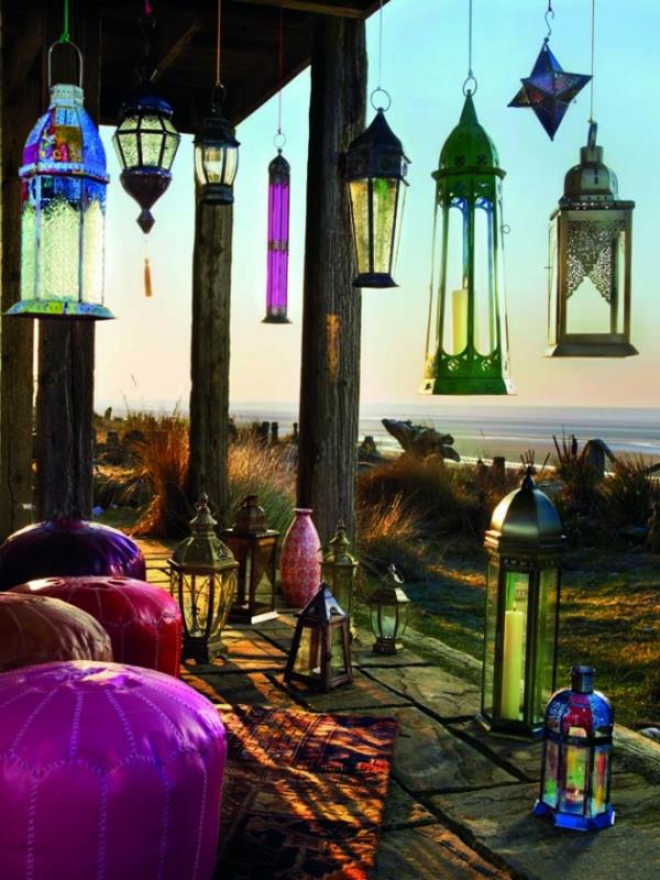 upeat marokkolaiset sisustussuunnitelmat valaisevat verannan vaaleanpunaisen värin