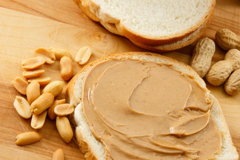 hyviä proteiinin lähteitä ovat kasviproteiini maapähkinävoi