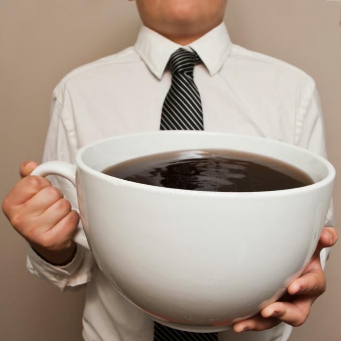 hyvää huomenta kahvi valtava kuppi kahvia