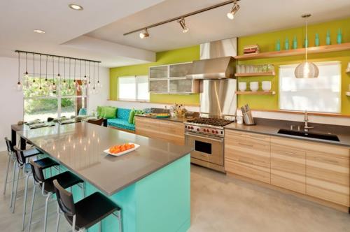 perustaa hyvä keittiösuunnittelu kirkkaat vihreät seinät designhyllyt