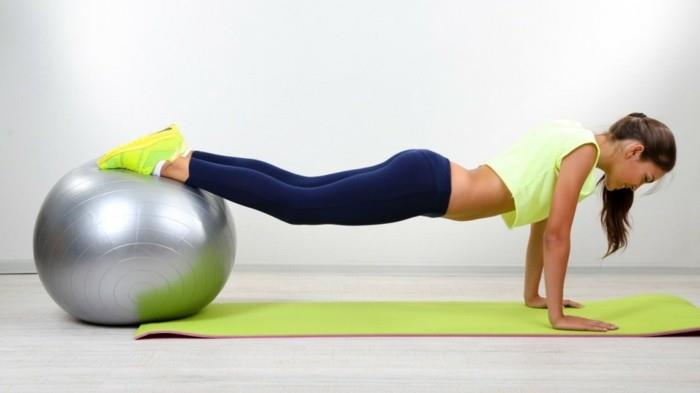 harjoituspallo istua palloharjoitukset pilates litteä vatsa