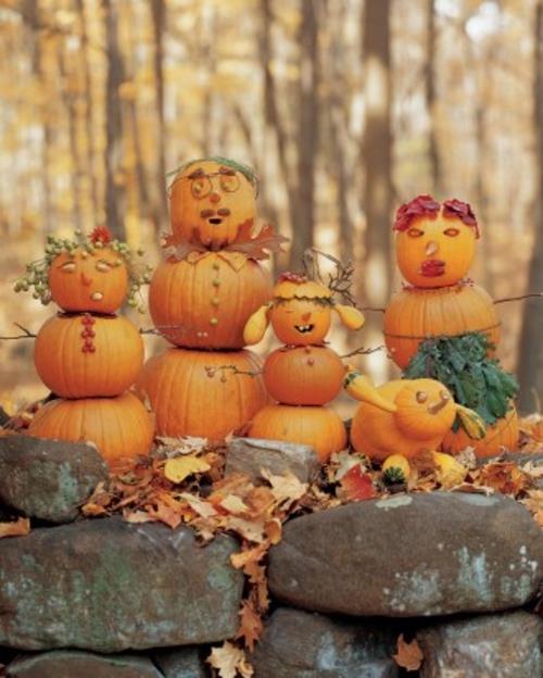 halloween ulkona koristelu kurpitsa perhe