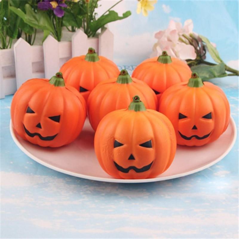 halloween -koristelulevy kurpitsilla
