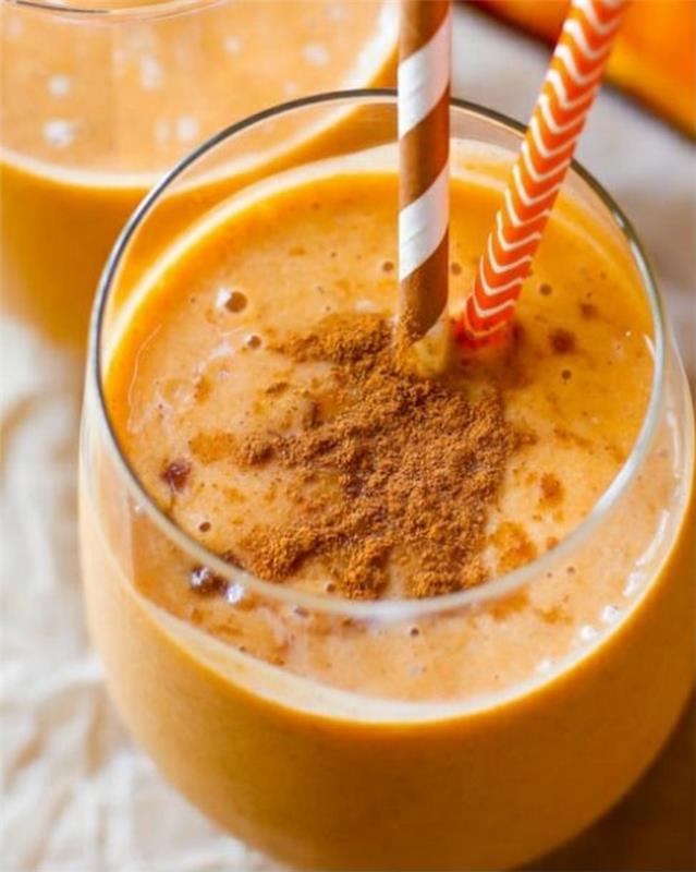 Halloween -juoma kurpitsa smoothie lapsille resepti