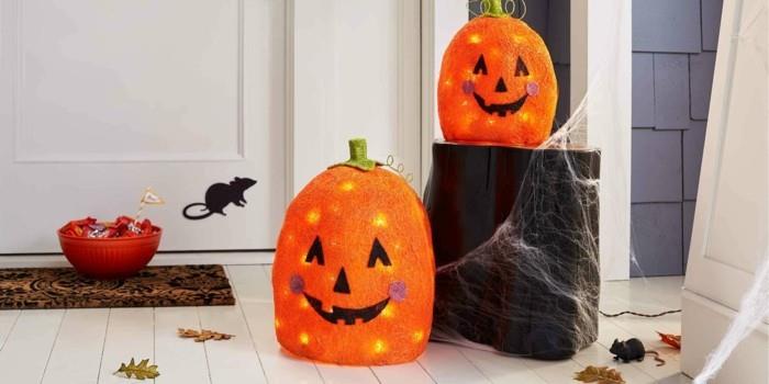 halloween -ideoita sisustusideoita sisäänkäynti kurpitsat