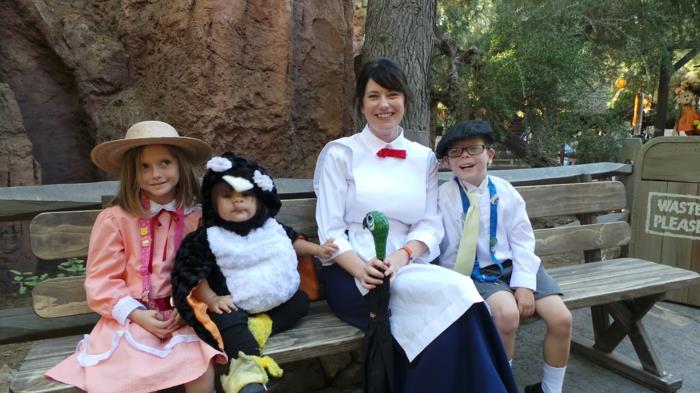 Halloween -juhlaideat mary poppins perhe