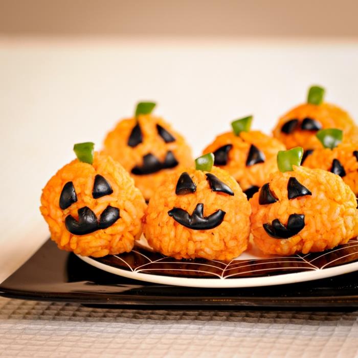 halloween -reseptit riisipallot kurpitsat