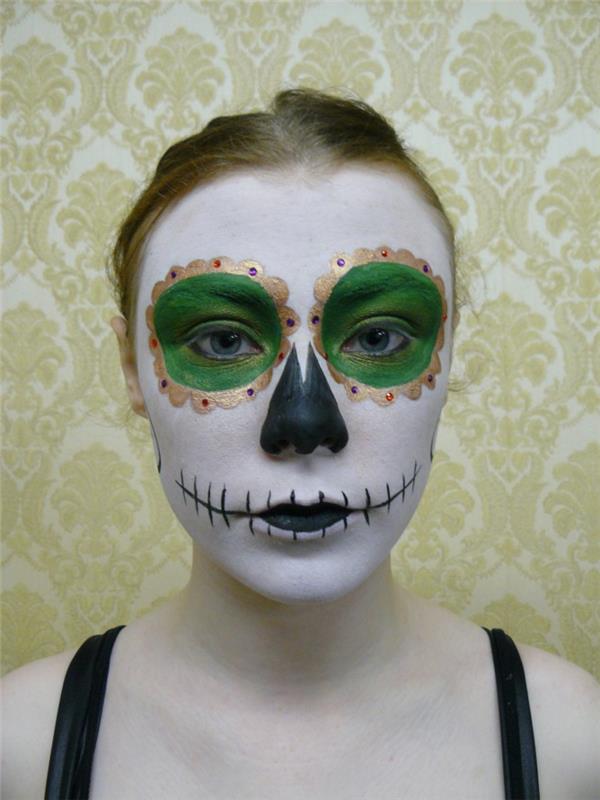 halloween-meikkiideat naisten meikkivinkit vihreiden silmien meikki