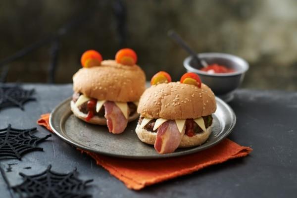 Tee itse halloween -sormiruokareseptejä leivän ja lihan kanssa