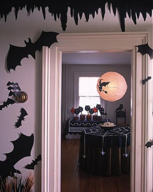 halloween -pöydän koristelu mustat lepakot pahvista