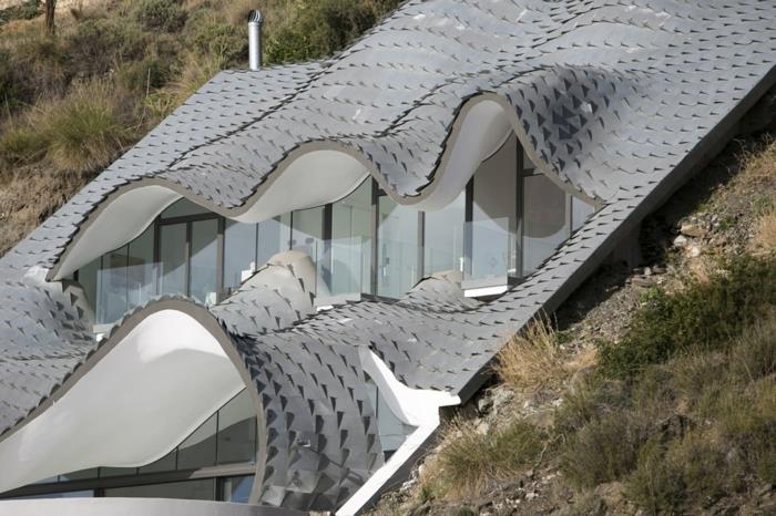 talo meren rannalla ostaa katto tina kattotiilet moderni arkkitehtuuri
