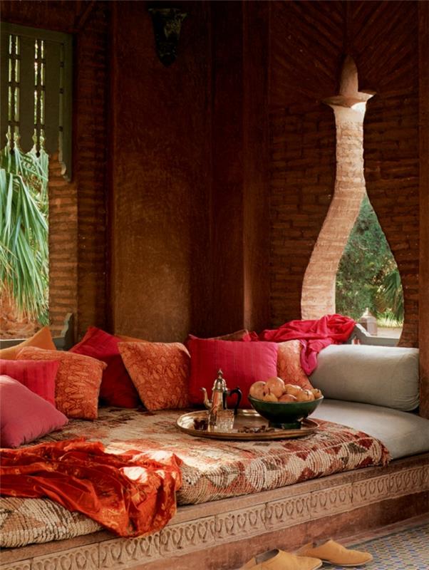 kodin sisustus marokkolaiset heitotyynyt punainen oranssi sohva