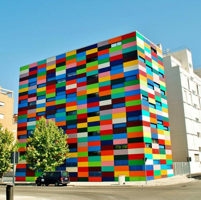 talon julkisivut maalata moderni talo julkisivu kirjava madrid espanja