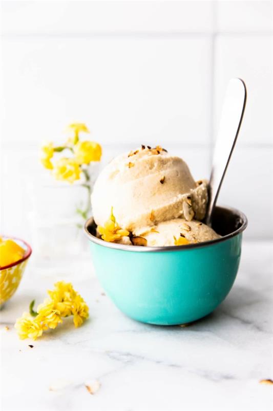 Valmista kotitekoinen vegaaninen Nice Cream -resepti -ideoita