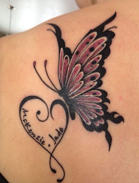 Pillangó és szív tetoválás
