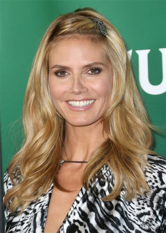 heidi klum hiustenleikkeillä blondi harja