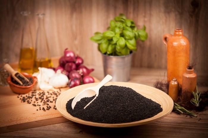 Lääkekasvit influenssaa vastaan ​​Ayurveda -siemeniä vastaan