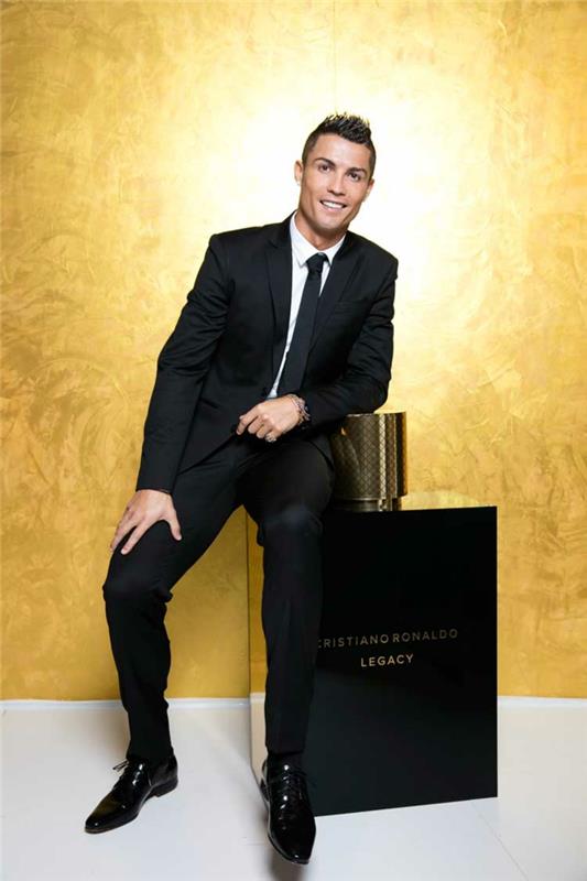 miesten hajuvesi Cristiano Ronaldo hajuvesiperinteinen tuoksu