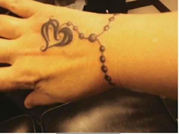 sydän tatuointi rannerannekoru naisille
