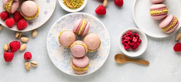 vadelma pistaasipähkinä ranskalaiset macarons