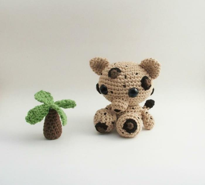 virkattuja eläimiä taitavat amigurumi art deco -ideoita