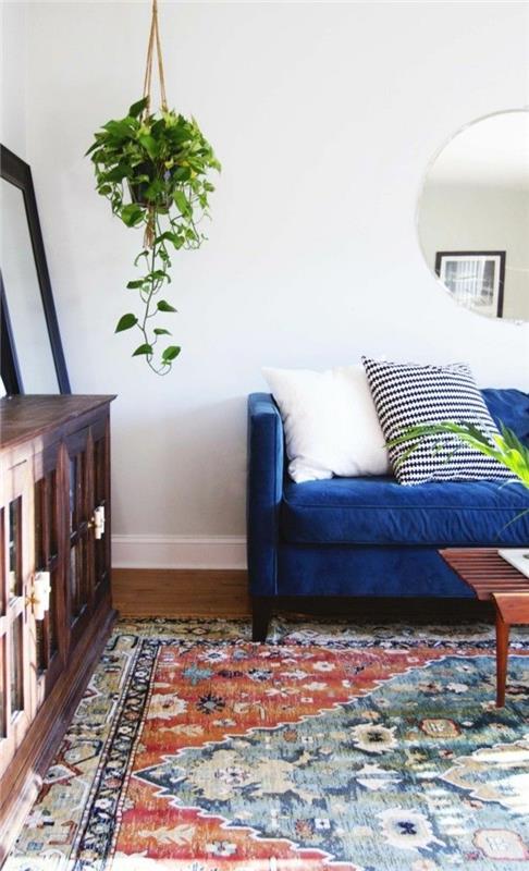 korkealaatuinen sisustus oloideoita olohuone sininen sohva värillinen matto