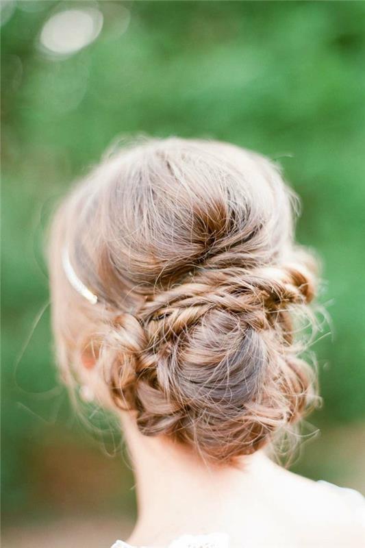 häät kampaus mielenkiintoinen updo ja diadem