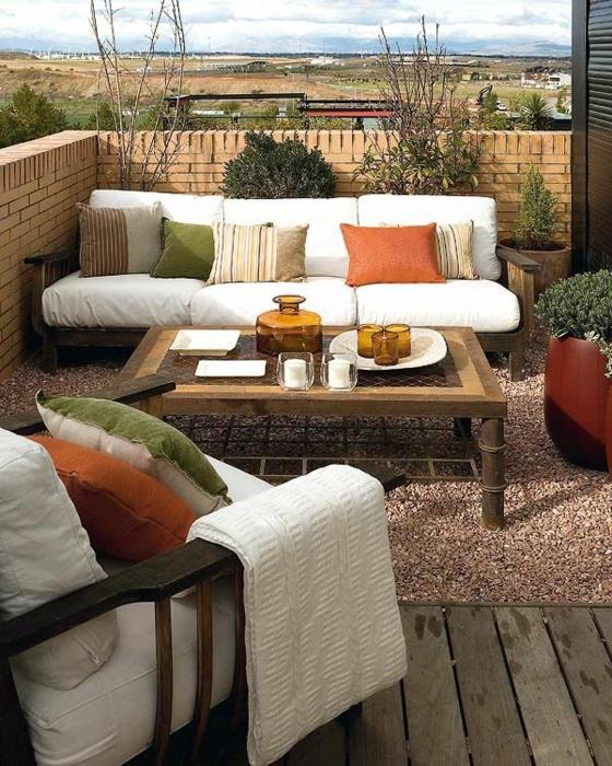 puuterassi design puutarhakalusteet sohva nojatuoli terassi puu sora