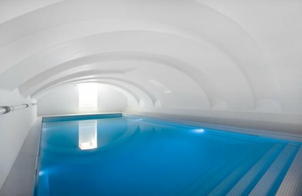 hotelli zenden arkkitehtuuri uima -allas uimahalli