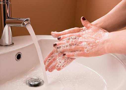Vask dine hænder ordentligt