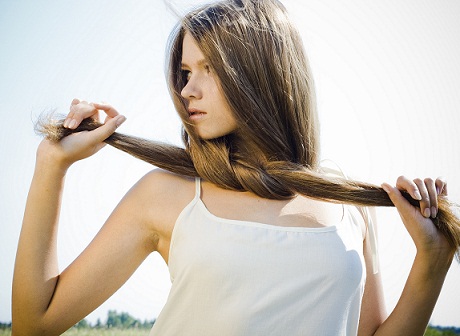 hvordan man forhindrer-hår-falder-om sommeren