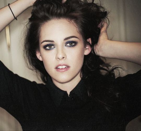Sådan laver du Kristen Stewart Eye Makeup