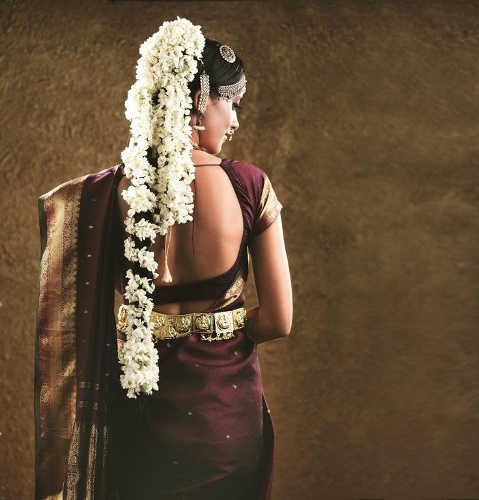 Jasmine Flowers tami brude makeup