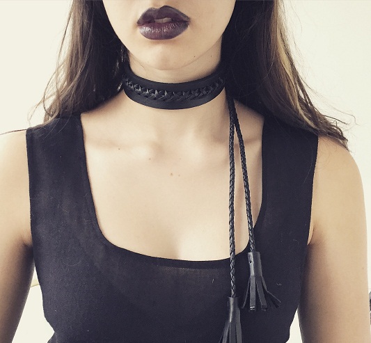 Flettet læder choker