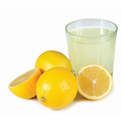 Citronsaft for at forhindre rynker i nakken