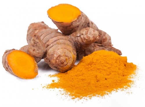 Kurkuma a felső ajakszőr eltávolítására