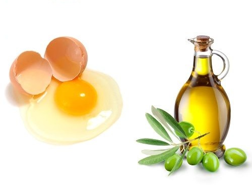 æggehvide og olivenolie til skæl