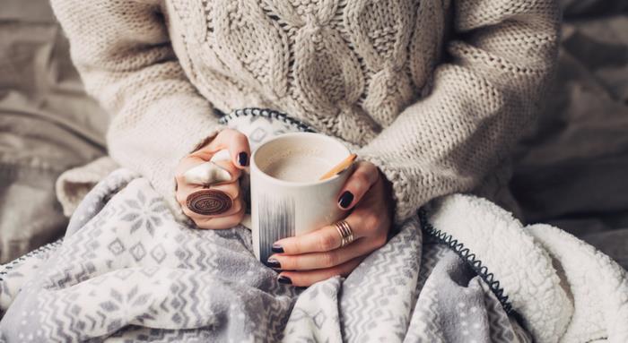 tuntea hygge -mukavuuden kotona